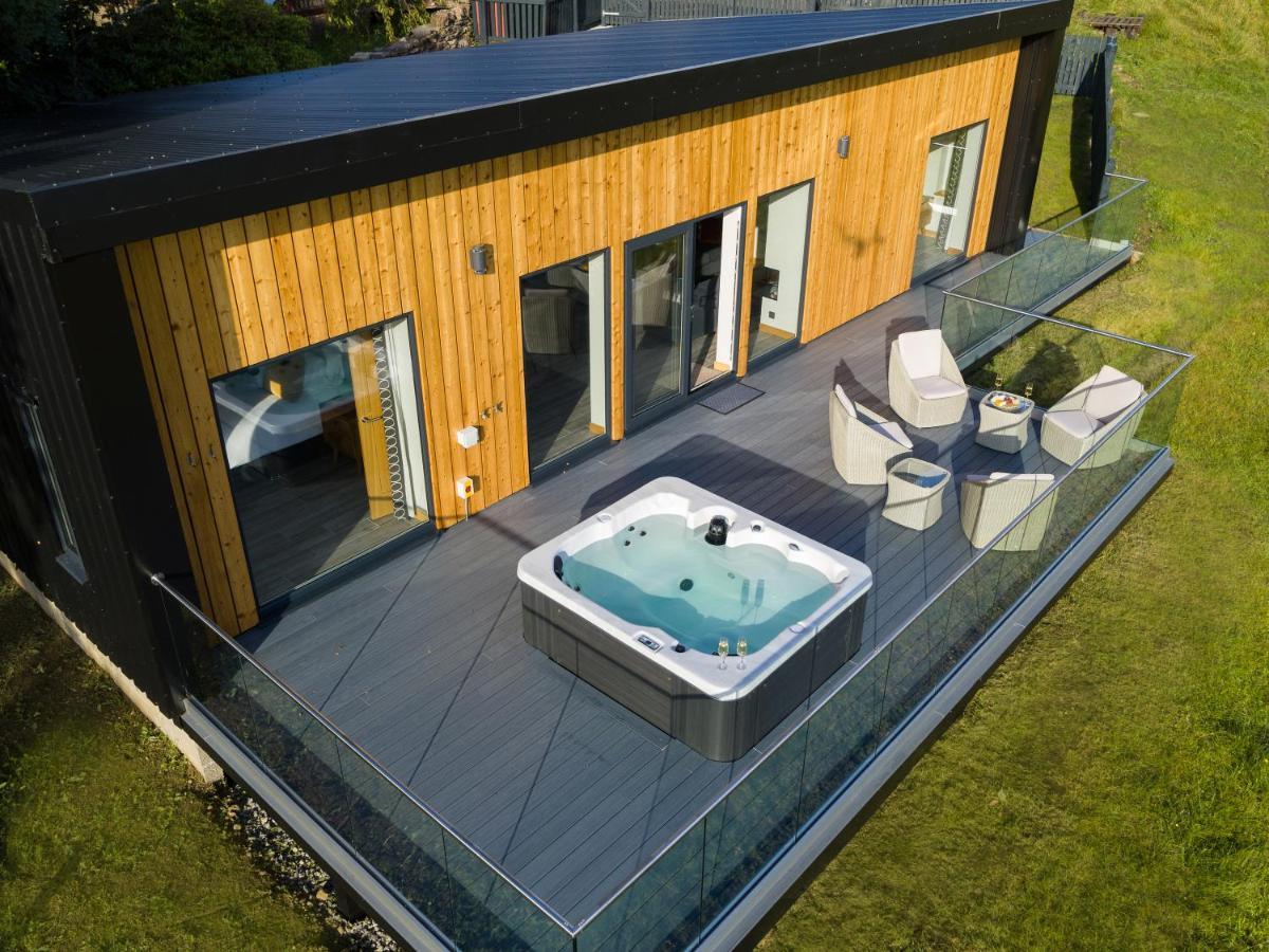 Birches Lodge With Hot Tub Dundonnell Eksteriør billede
